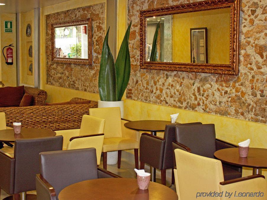 Alexandra Aparthotel Benstarhotelgroup Tarragona Restoran gambar