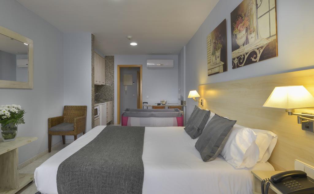 Alexandra Aparthotel Benstarhotelgroup Tarragona Luaran gambar