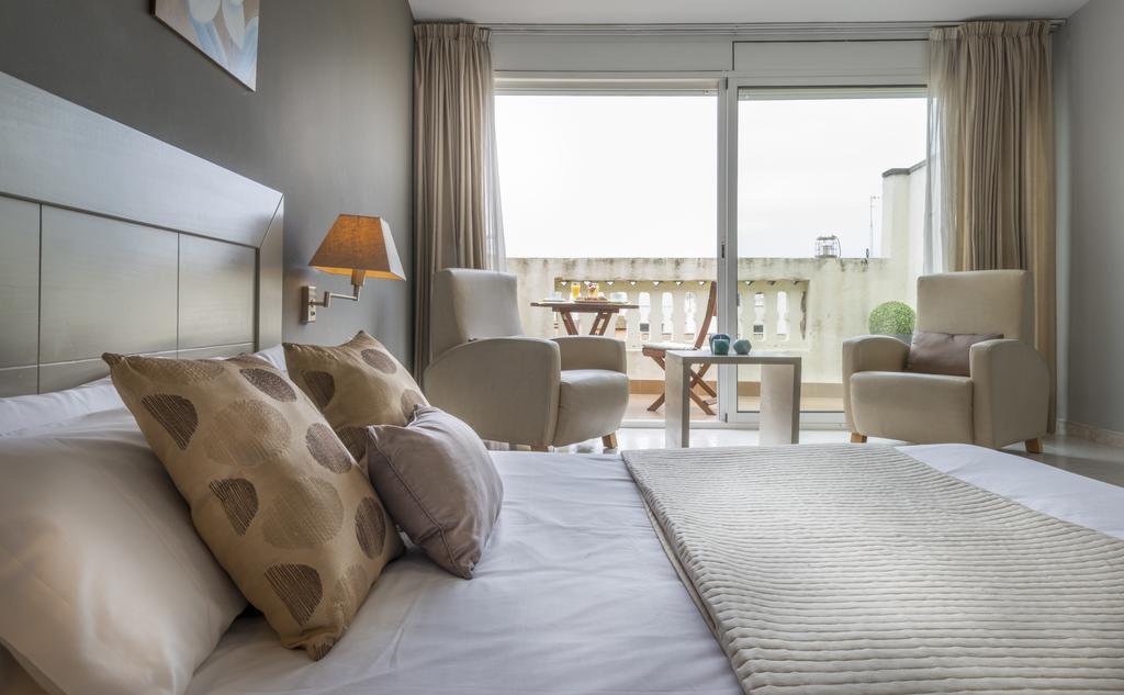 Alexandra Aparthotel Benstarhotelgroup Tarragona Bilik gambar
